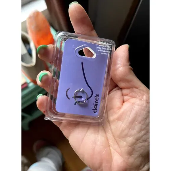 MINI DECORATIVE NOSE RING-STAINLESS STEEL-0.8 MM-STYLISH-BRAND NEW! - Picture 1 of 3